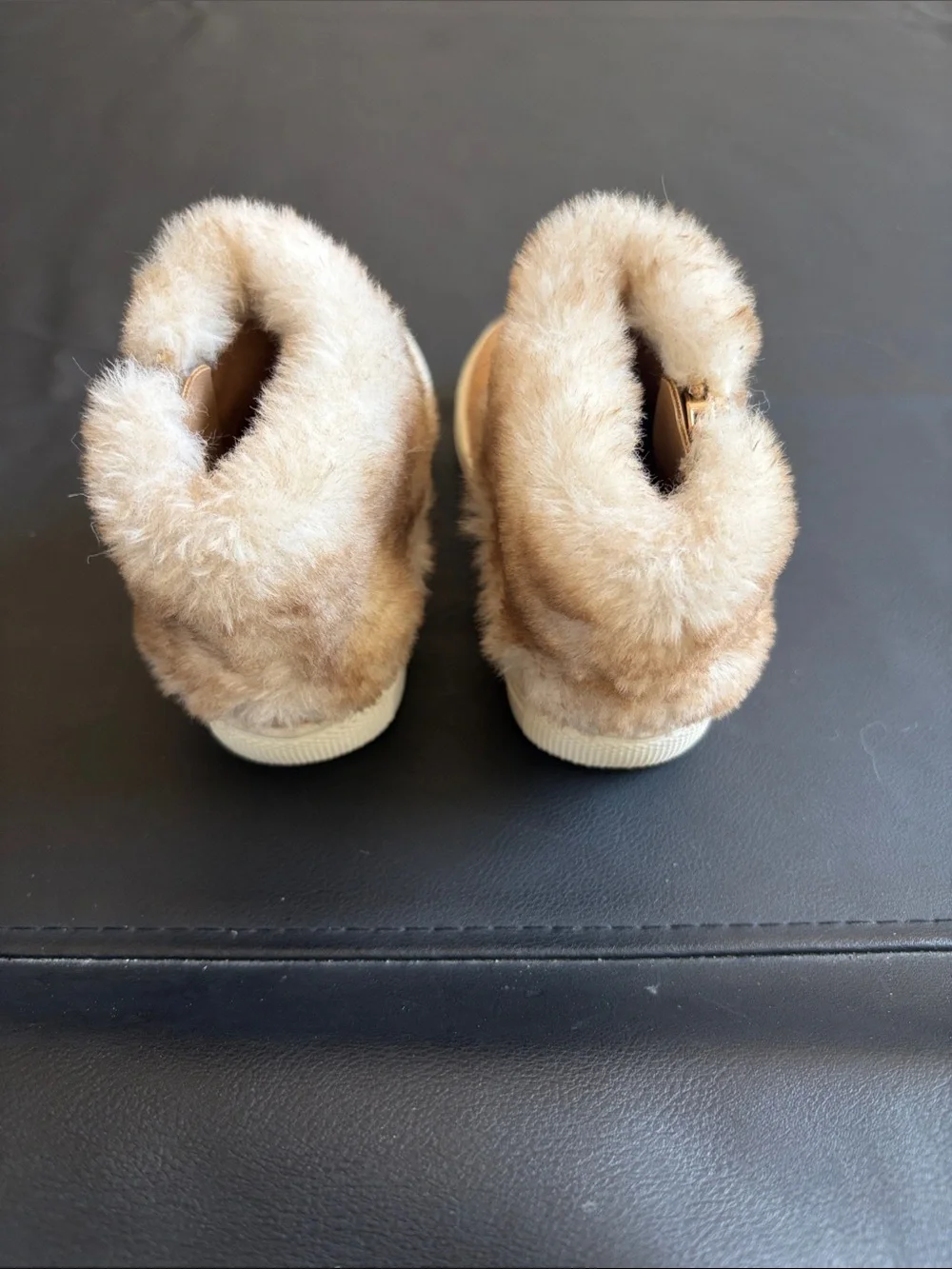 Sugar Lil Paige Faux Fur Quilted Winter Boots Tan Girls Size 5 Cozy Zip